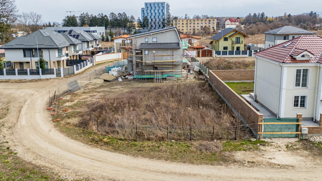 Teren intravilan cartier Tractorul, Brașov + proiect duplex P+2 ,Comision 0%