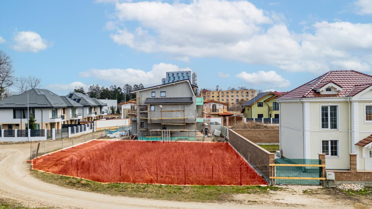 Teren intravilan cartier Tractorul, Brașov + proiect duplex P+2 ,Comision 0%