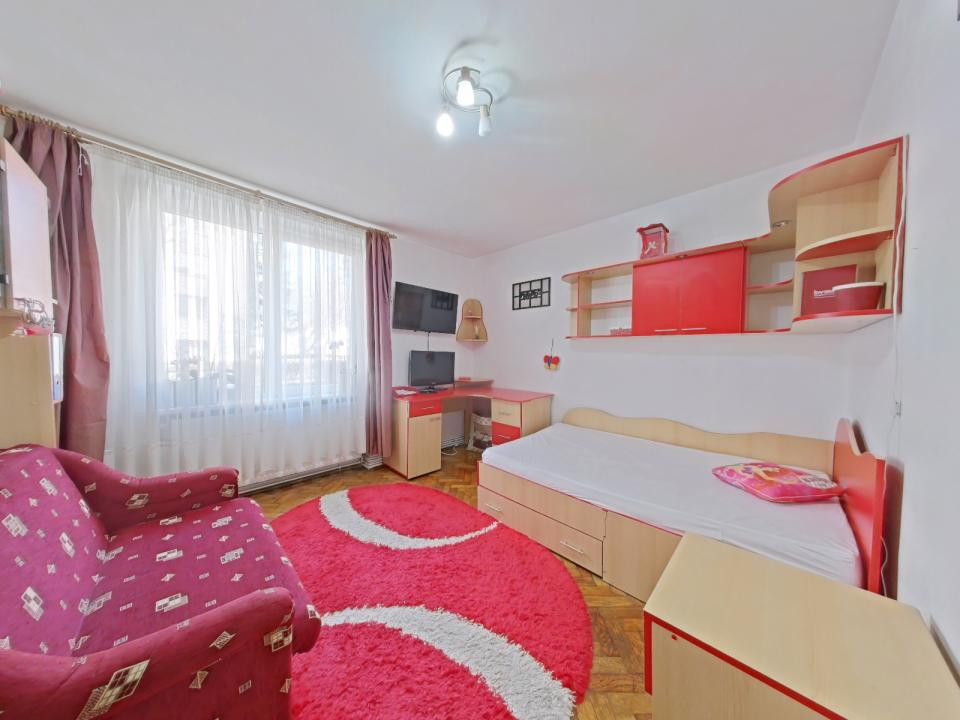 Închiriere apartament cu 2 camere, mobilat și utilat, în cartierul Tractorul