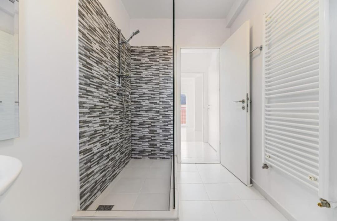 Apartament 2 camere, mobilat și utilat, etaj 2, strada De Mijloc