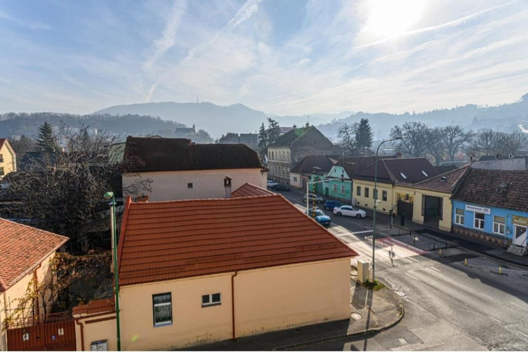 Apartament 2 camere, mobilat și utilat, etaj 2, strada De Mijloc