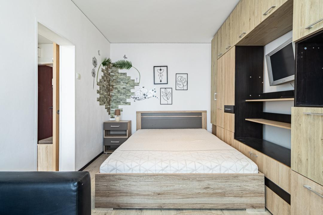 Garsoniera de vanzare