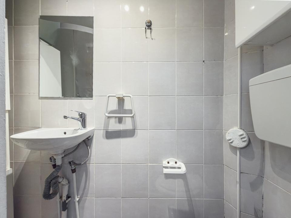 Garsoniera de vanzare