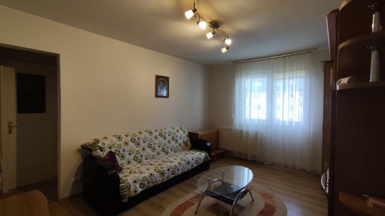 Apartament 2 camere · Str. Rahova · 50 mp · Etaj 4