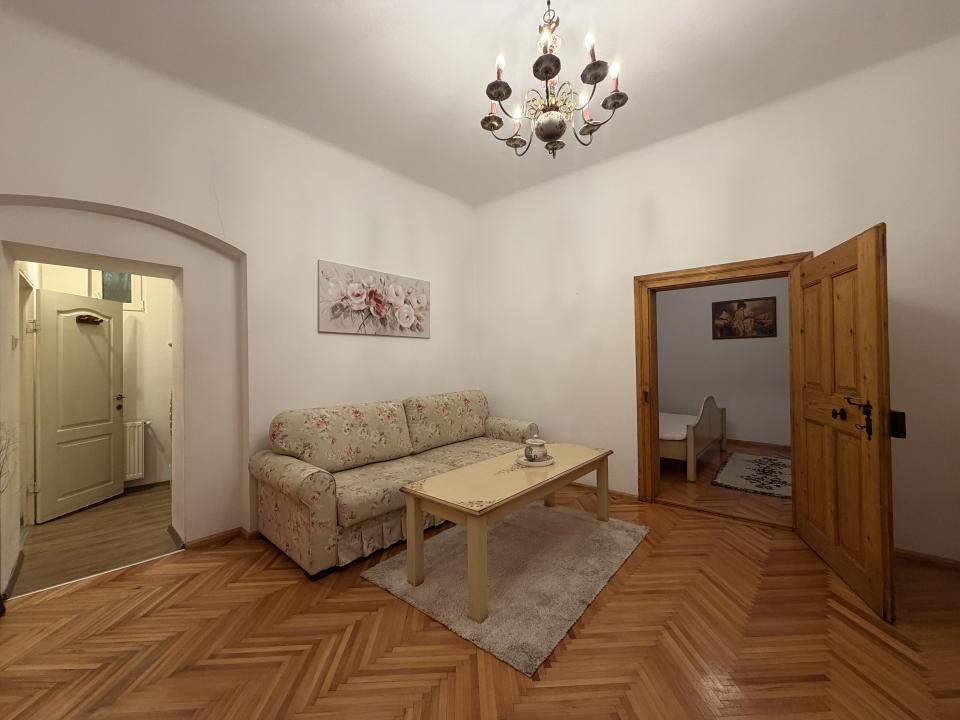 Apartament doua camere la casa - zona centrala Sibiu