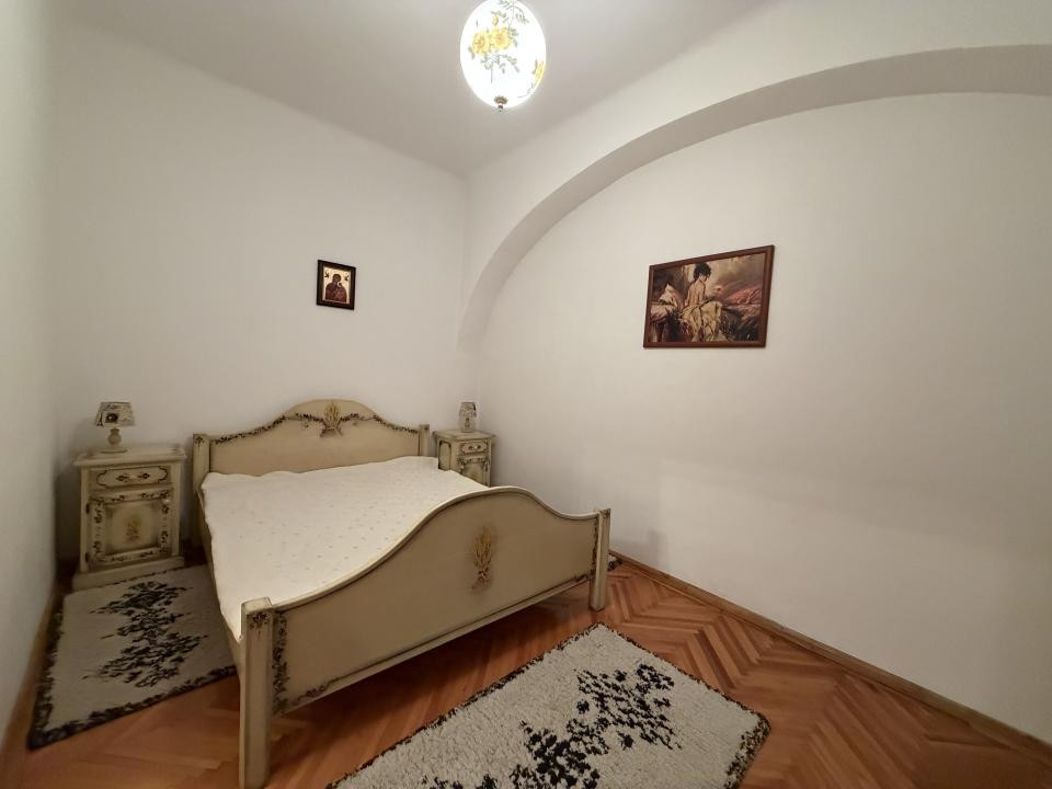 Apartament doua camere la casa - zona centrala Sibiu