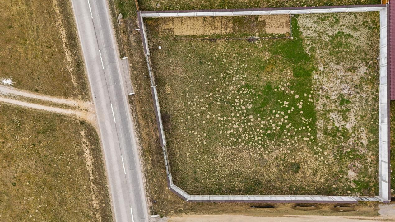 Teren Imprejmuit, PUZ, Utilitati – Glajarie, Zona superba