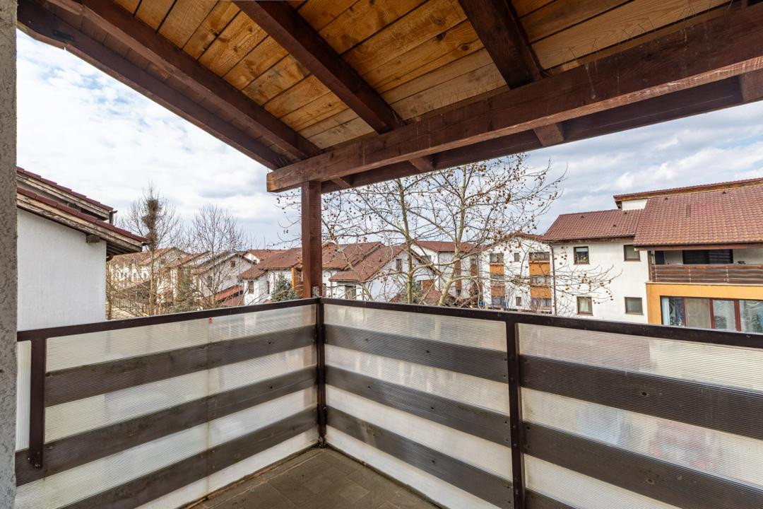 Oportunitate! Doua camere decomandate + loc de parcare 