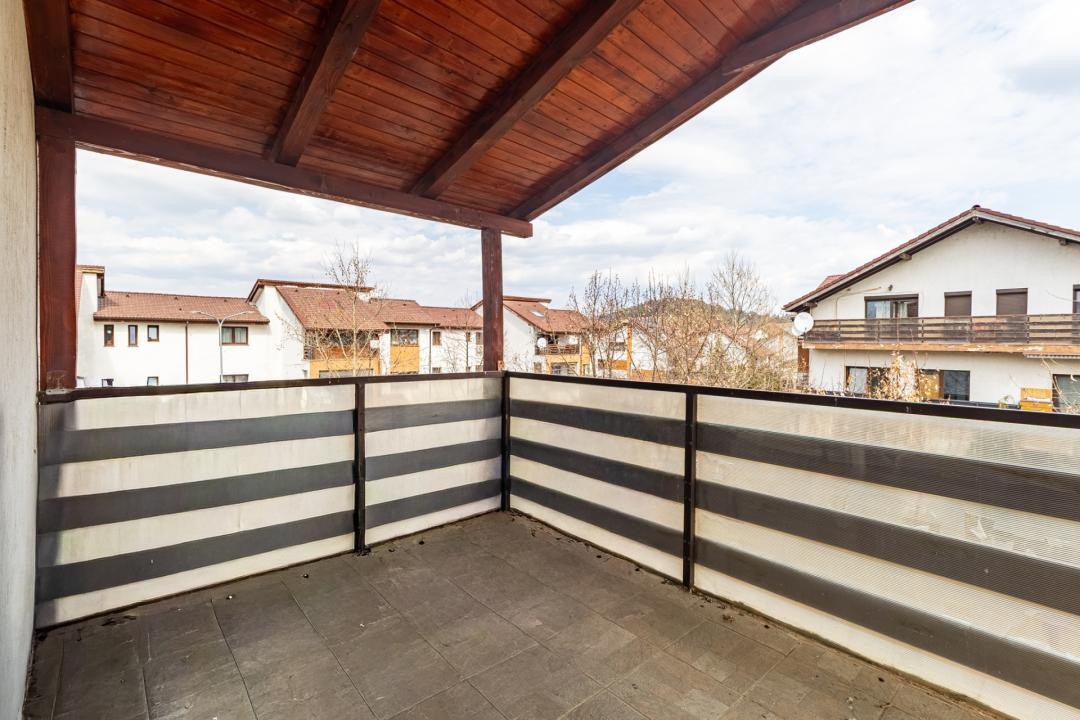 Oportunitate! Doua camere decomandate + loc de parcare 