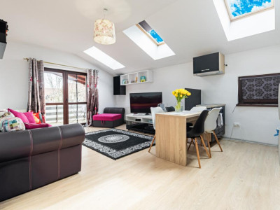 Oportunitate! Doua camere decomandate + loc de parcare 