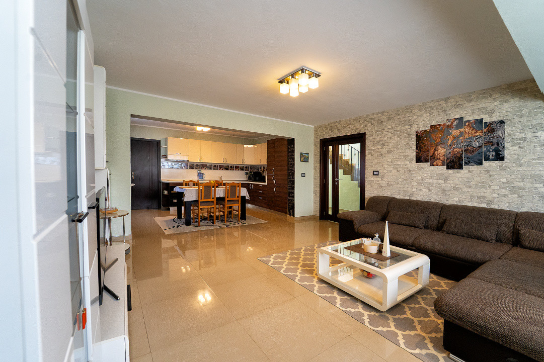 Casă individuală gata de mutat - Oportunitate in Cristian 