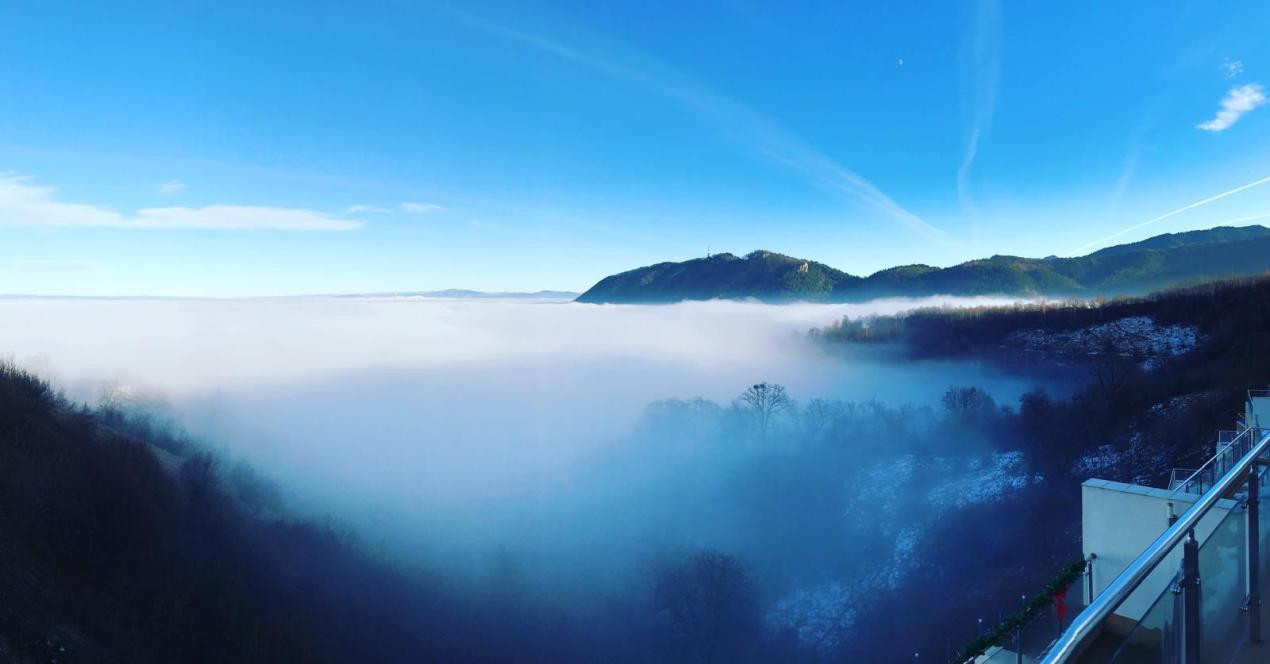 Apartament superb cu 4 camere deasupra orasului 