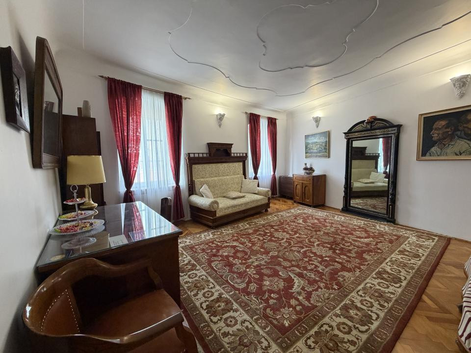 Apartament 3 camere ultracentral Sibiu – bijuterie artistică la cheie!