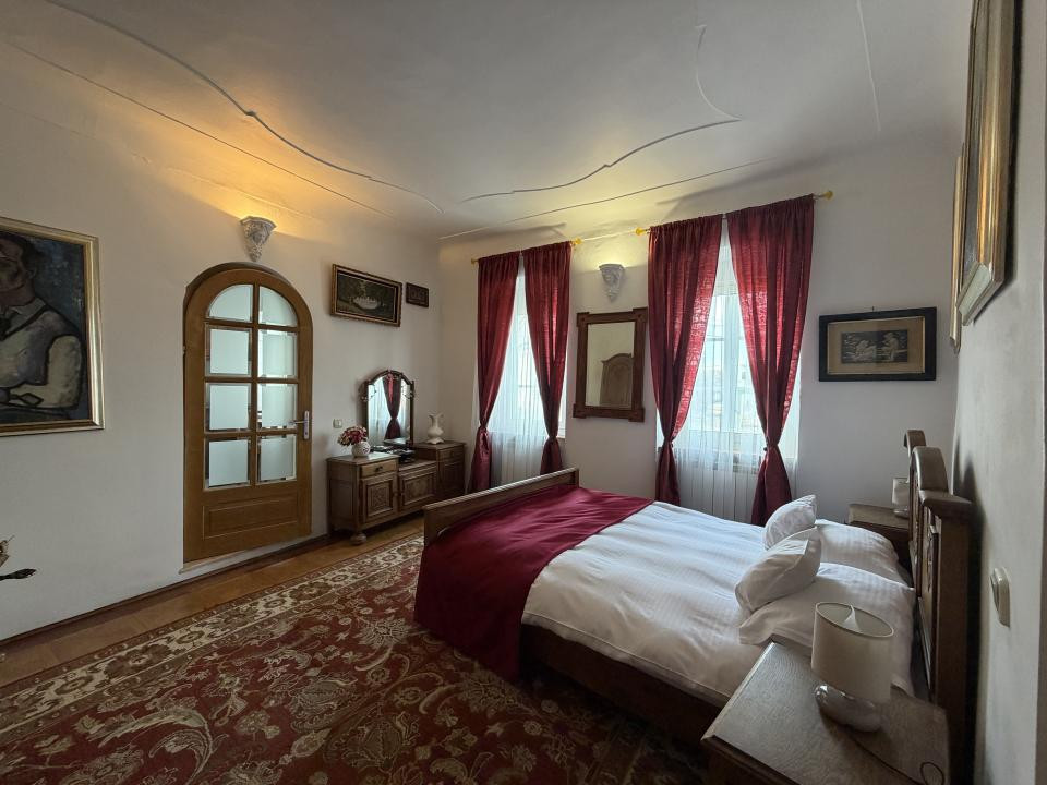 Apartament 3 camere ultracentral Sibiu – bijuterie artistică la cheie!