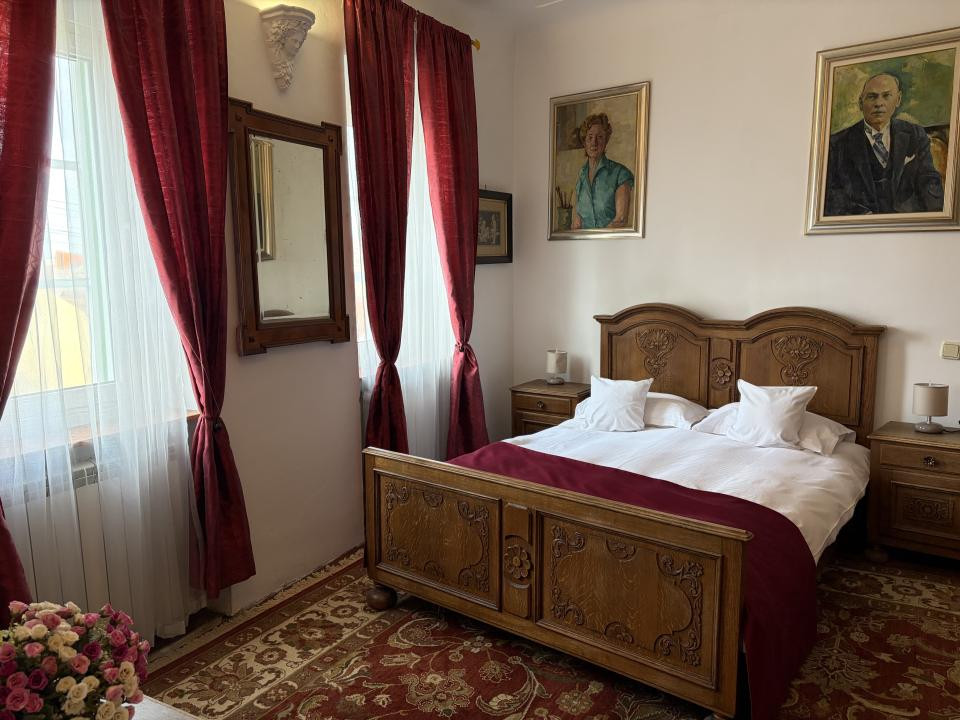 Apartament 3 camere ultracentral Sibiu – bijuterie artistică la cheie!