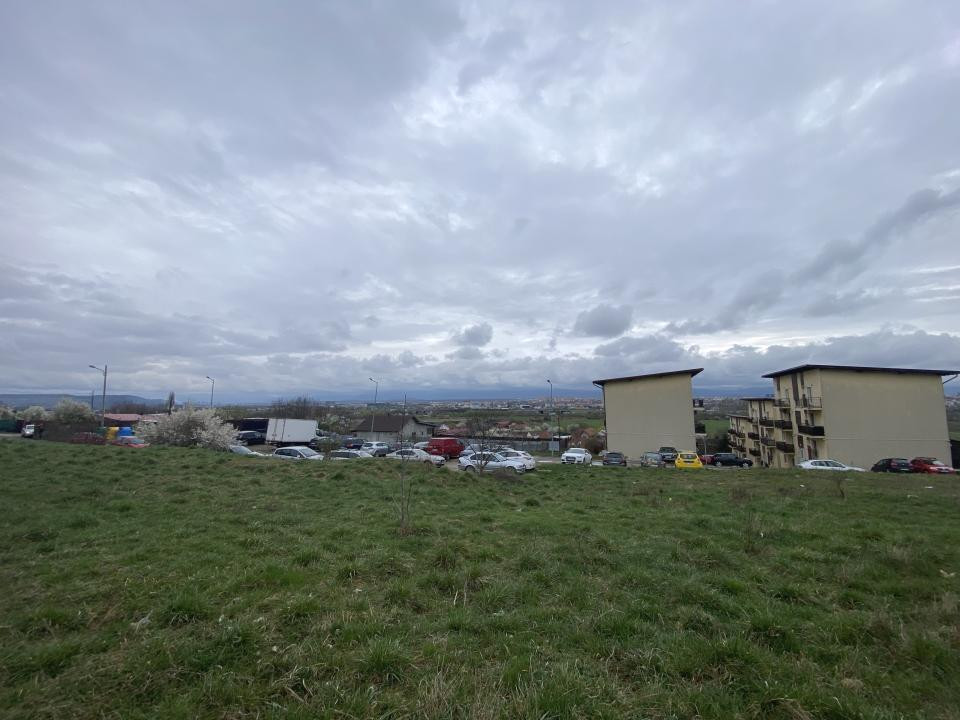 Teren de casa 587mp intravilan curti constructii acces privat Sibiu