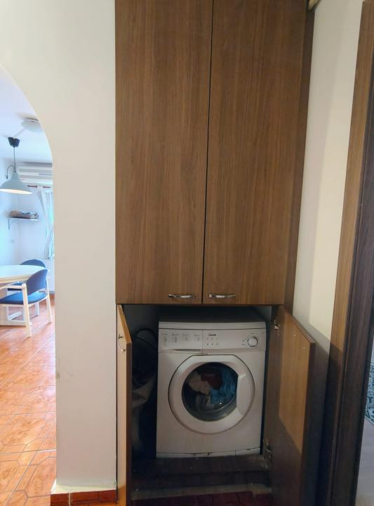 Apartament generos 3 camere, 1 Mai