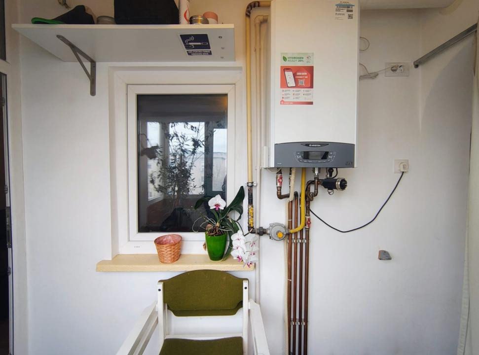 Apartament generos 3 camere, 1 Mai