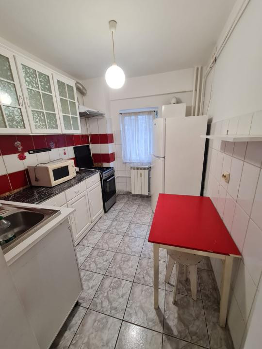 Fara comision! Apartament cu 2 camere in Dacia, 370 euro!