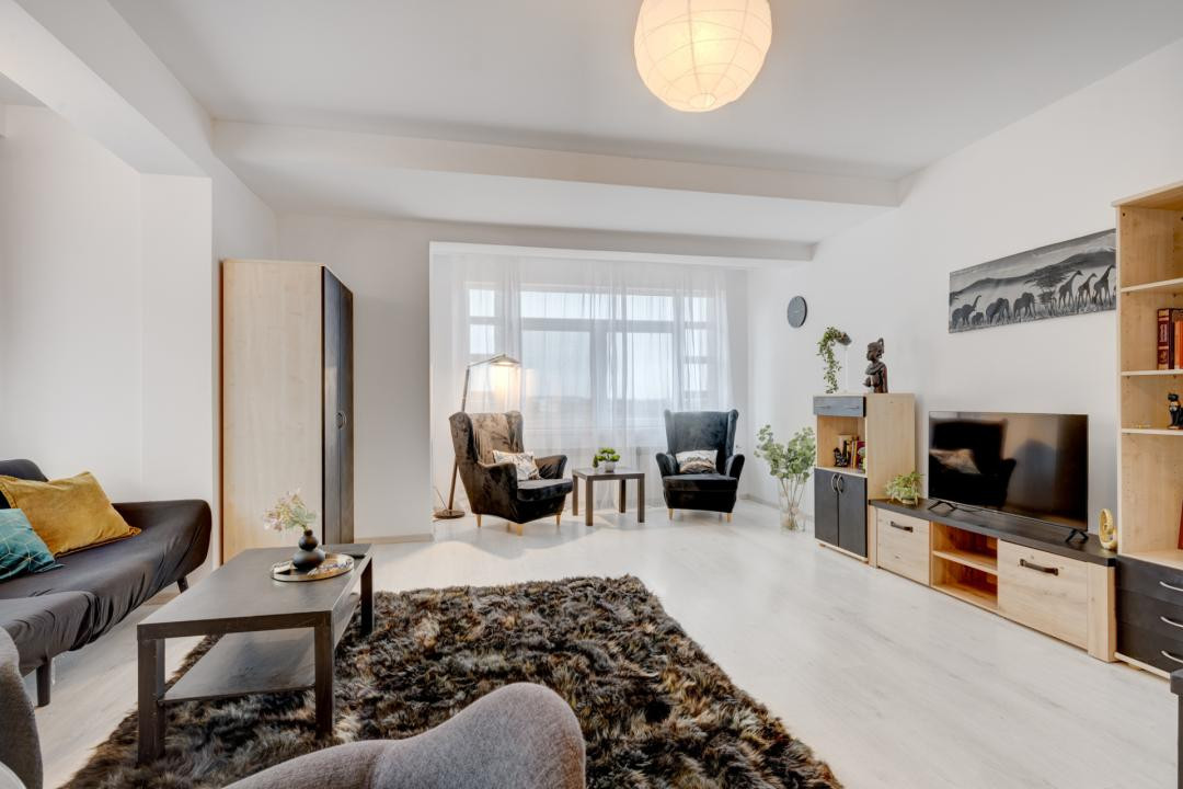  Apartament luminos si spatios - zona Sisesti