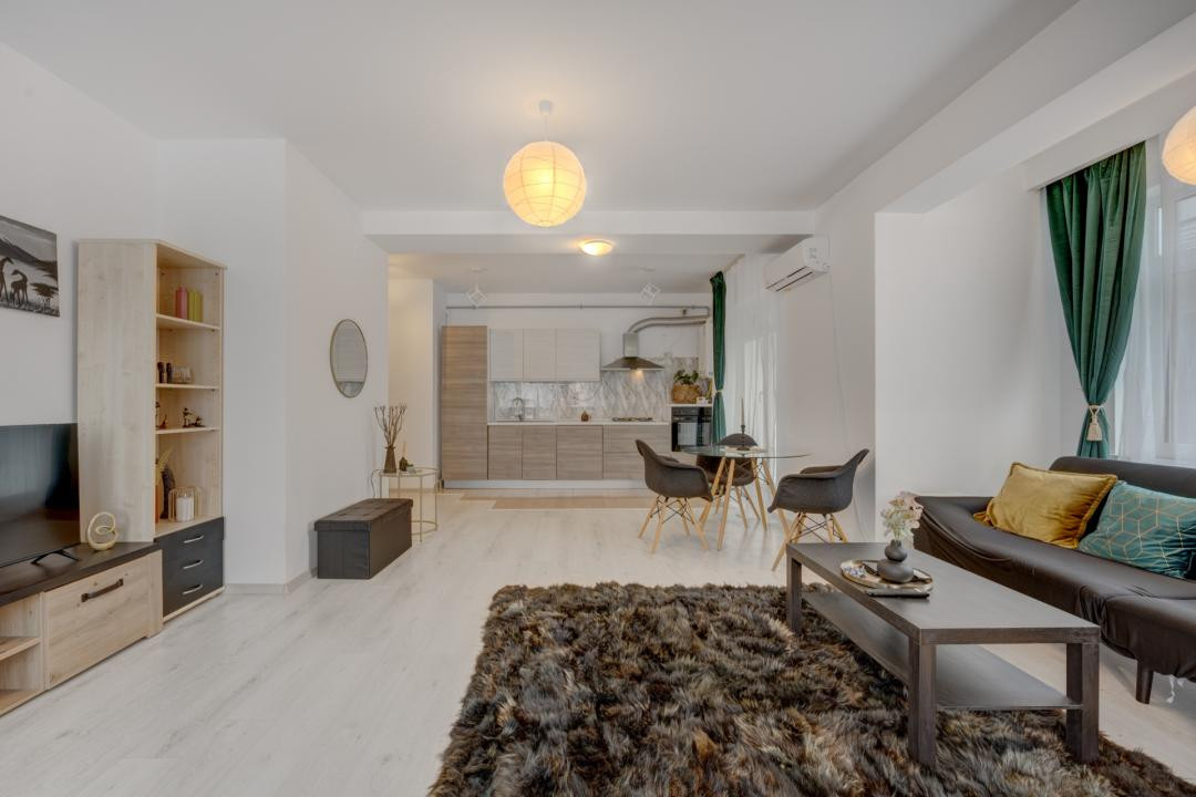  Apartament luminos si spatios - zona Sisesti