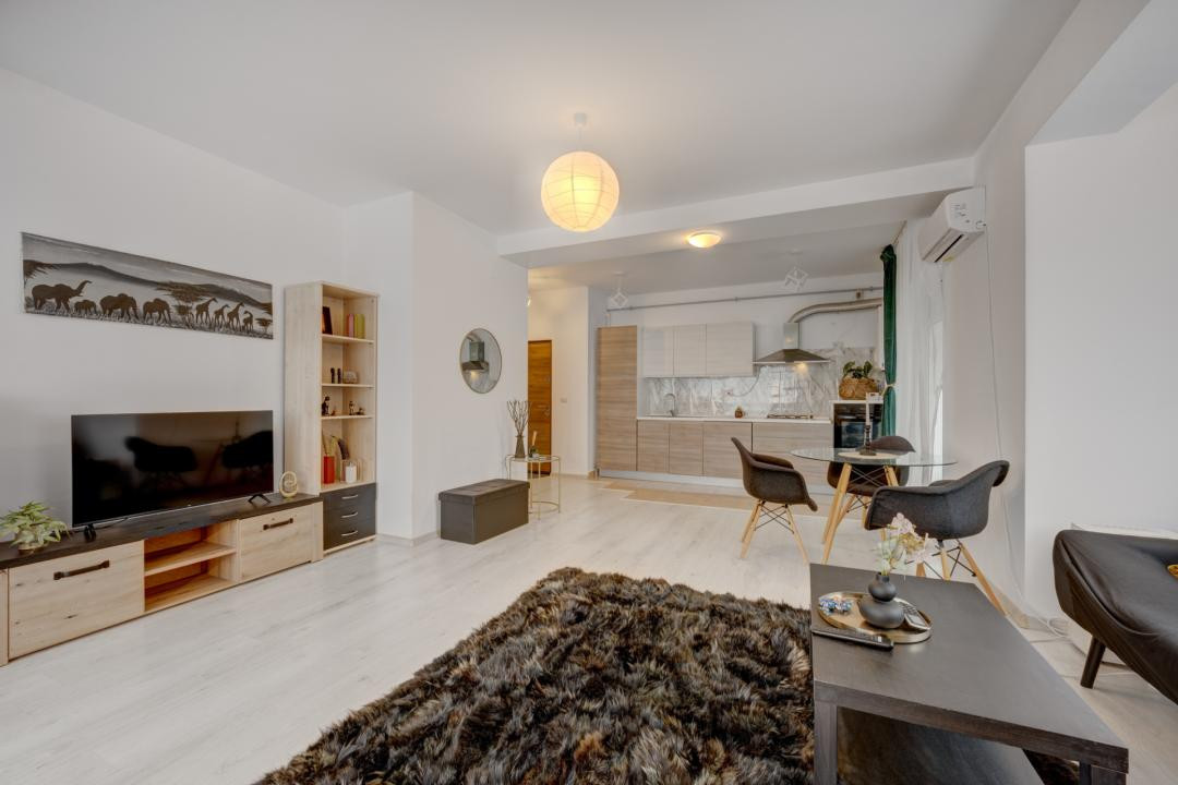  Apartament luminos si spatios - zona Sisesti