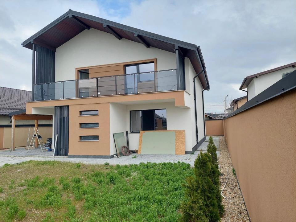  Casă spațioasă • P+1 •Zona Valea Fetei 