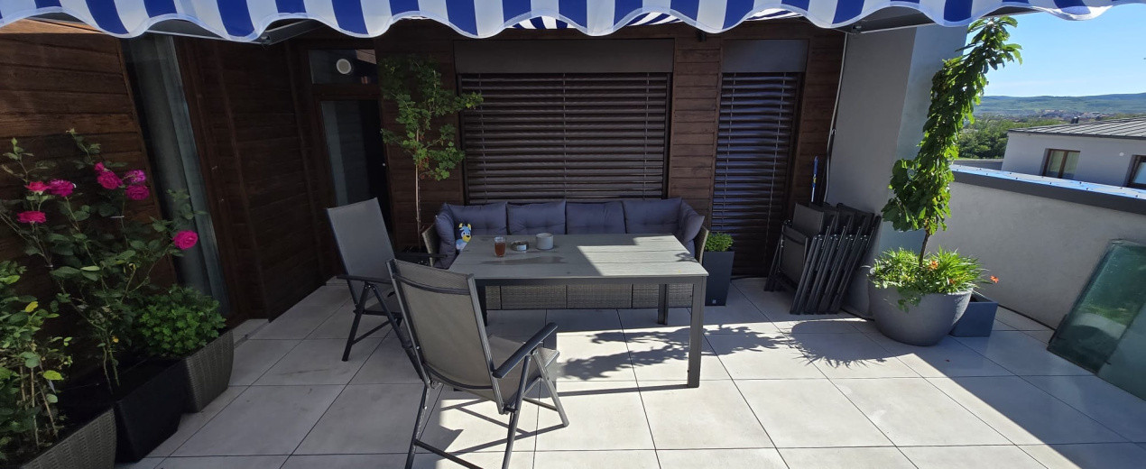 Penthouse smart în Sibiu - etaj retras, terasă generoasă