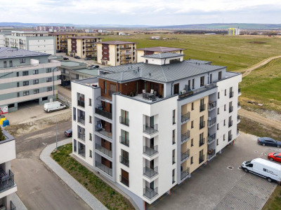 Penthouse smart în Sibiu - etaj retras, terasă generoasă