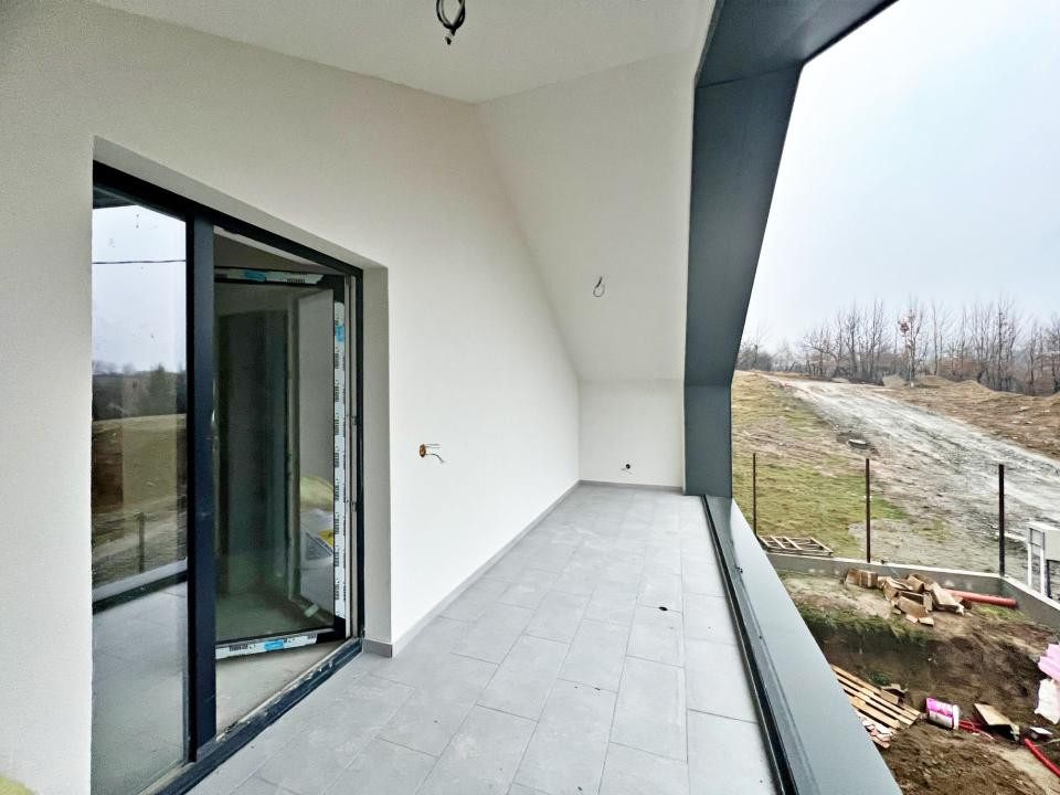 Casă modernă cu panoramă Făgăraș și Cisnădioara, curte mare, premium lux