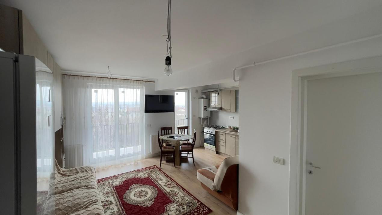 APARTAMENT 2 CAMERE - TRANSFORMAT IN 2 LOCUINTE INDEPENDENTE