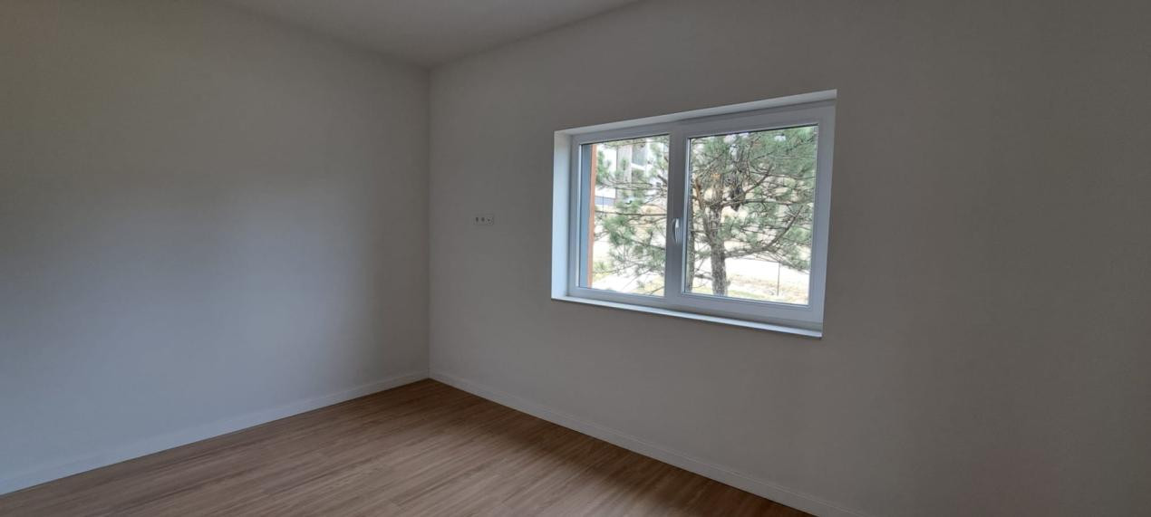 Apartament 2 camere , decomandate, etaj 1