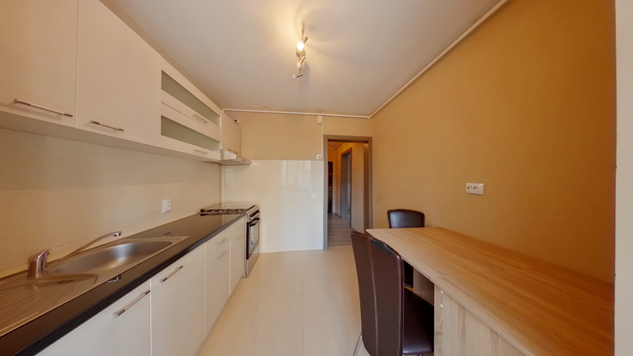 Închiriere apartament 2 camere mobilat și utilat, strada Brândușelor