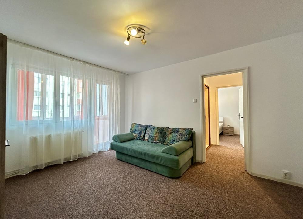 Locație excelentă, la 2 minute de Gara Brașov și Sala Sporturilor