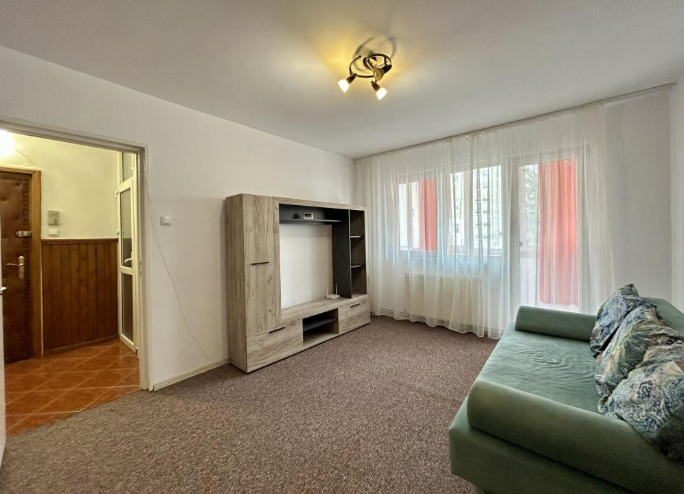 Locație excelentă, la 2 minute de Gara Brașov și Sala Sporturilor