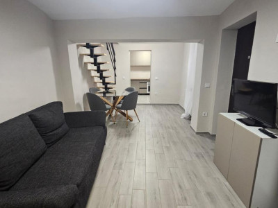 Apartament la casa de inchiriat 3 camere Cisnadie