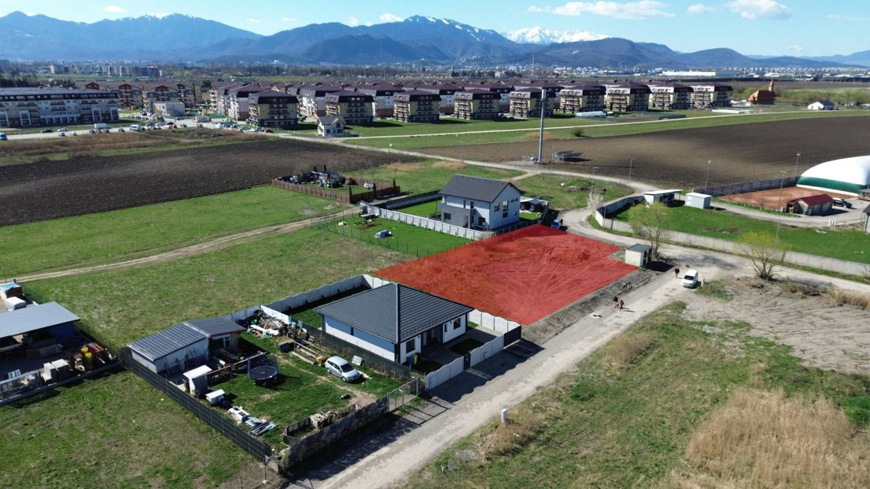 Teren intravilan construibil, utilități complete Str. Cetății - Comision 0