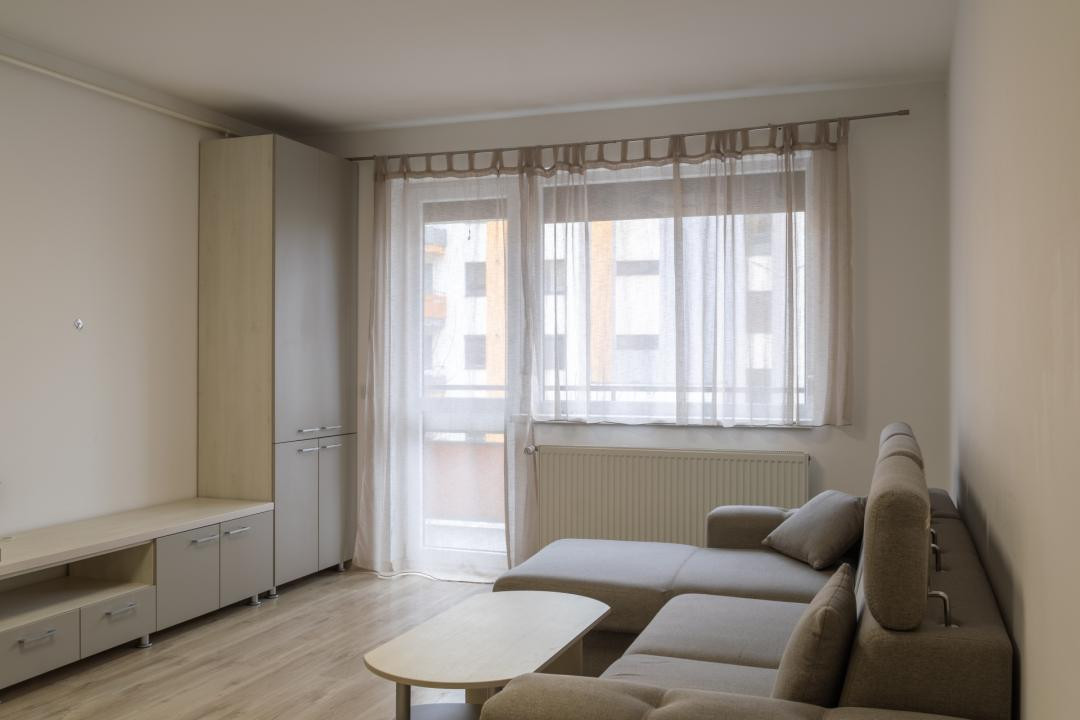 Studio modern și complet mobilat, în zona Tractorul