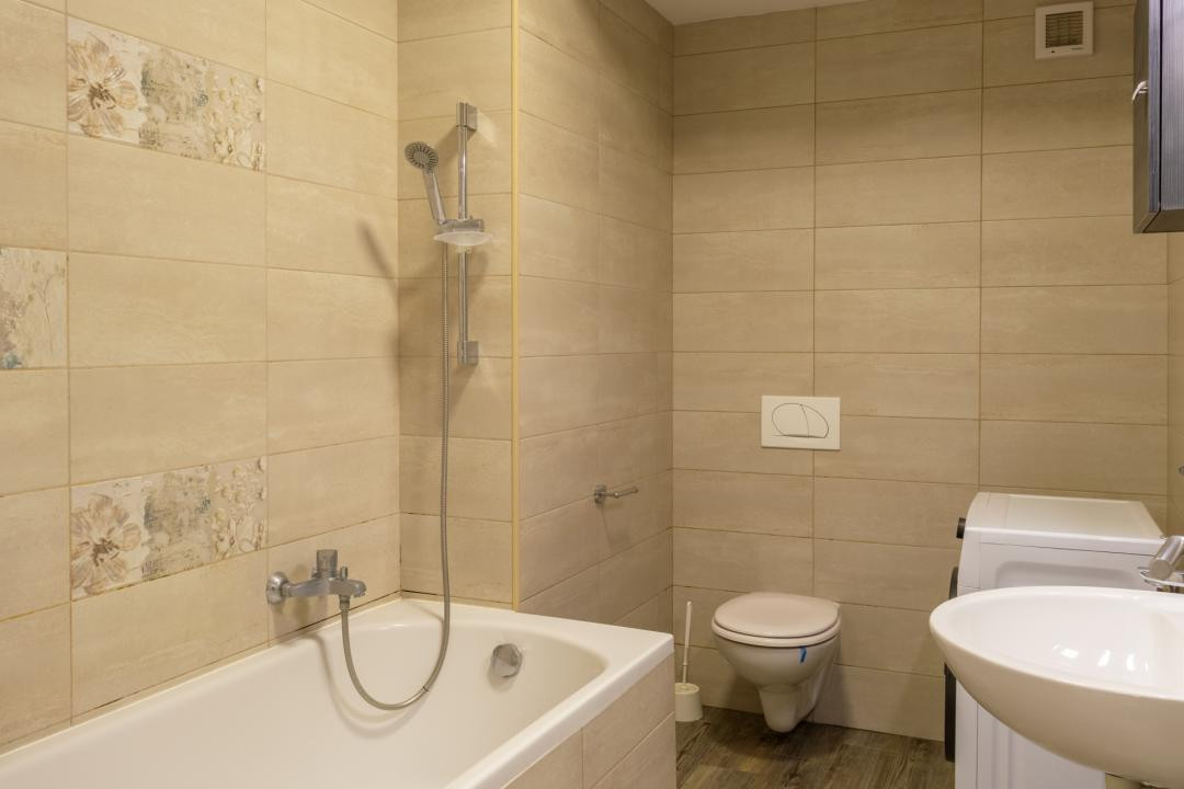 Studio modern și complet mobilat, în zona Tractorul