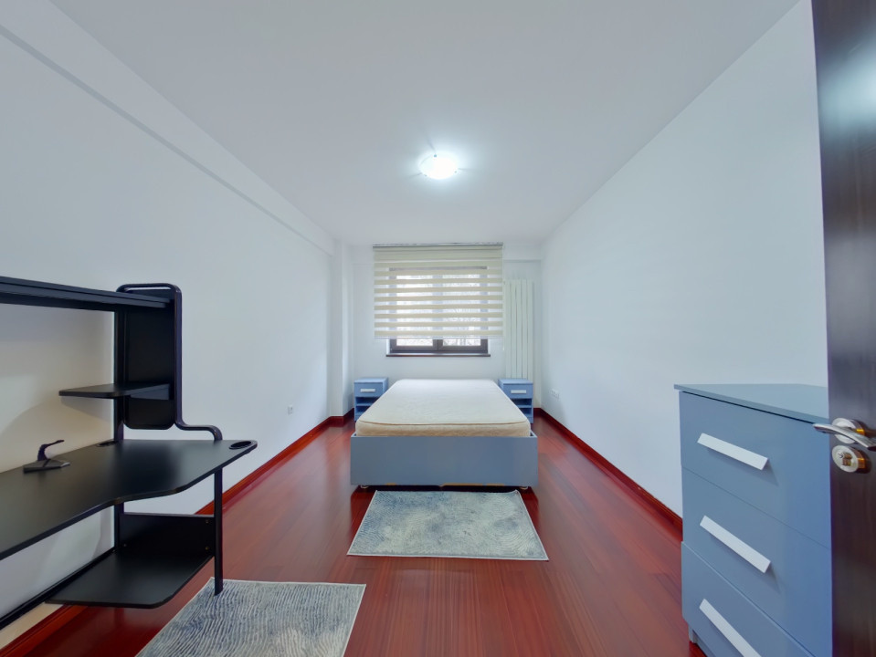 Închiriere apartament 4 camere cu design modern, Zona Blumana