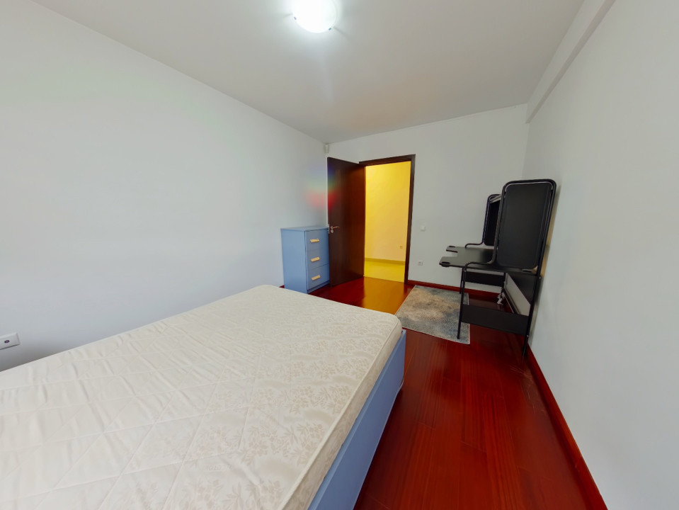 Închiriere apartament 4 camere cu design modern, Zona Blumana