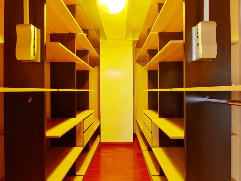 Închiriere apartament 4 camere cu design modern, Zona Blumana