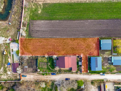 Teren pentru construcții în Stupini, cu potențial imens