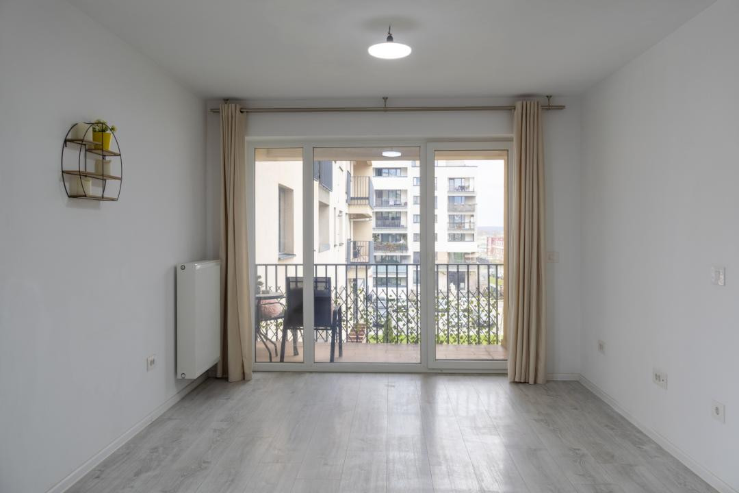 Studio nemobilat - pretabil birou sau locuință - Kasper Coresi