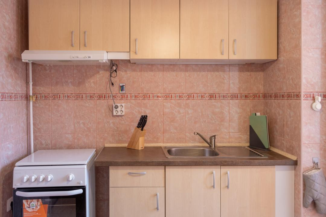 Închiriere garsonieră mobilată și utilată, strada Nucului