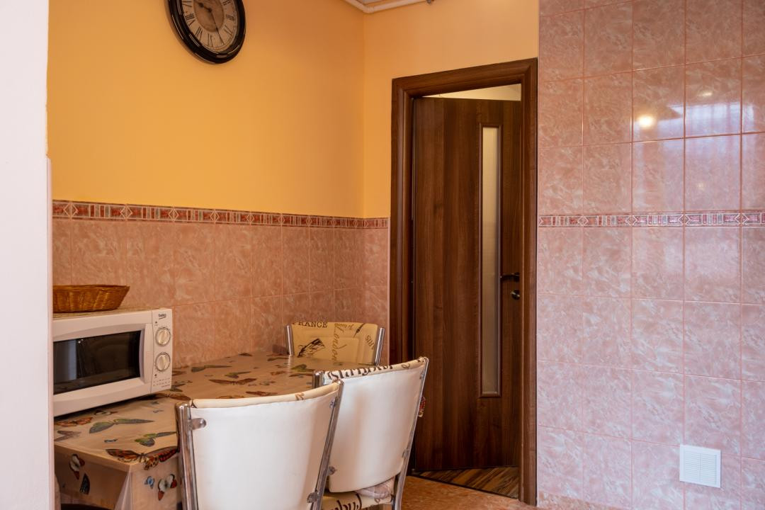 Închiriere garsonieră mobilată și utilată, strada Nucului