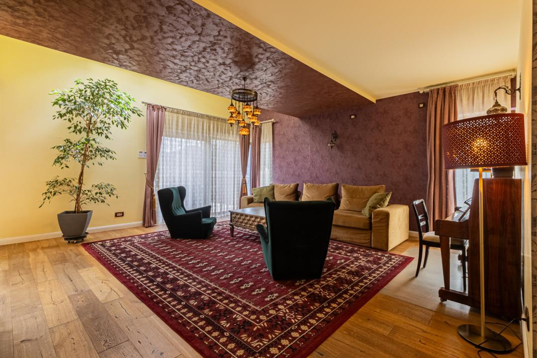 Vilă individuală mediteraneană - dotări premium - 5 camere - Brasov 
