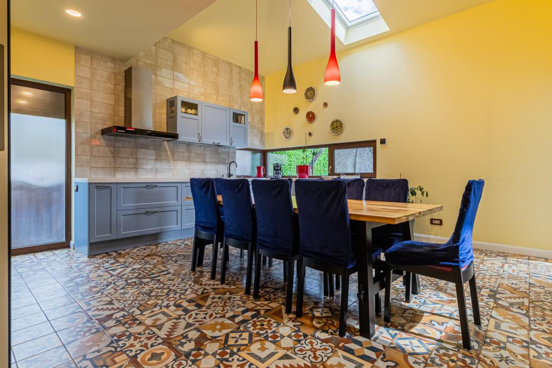 Vilă individuală mediteraneană - dotări premium - 5 camere - Brasov 