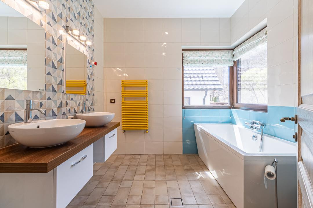 Vilă individuală mediteraneană - dotări premium - 5 camere - Brasov 