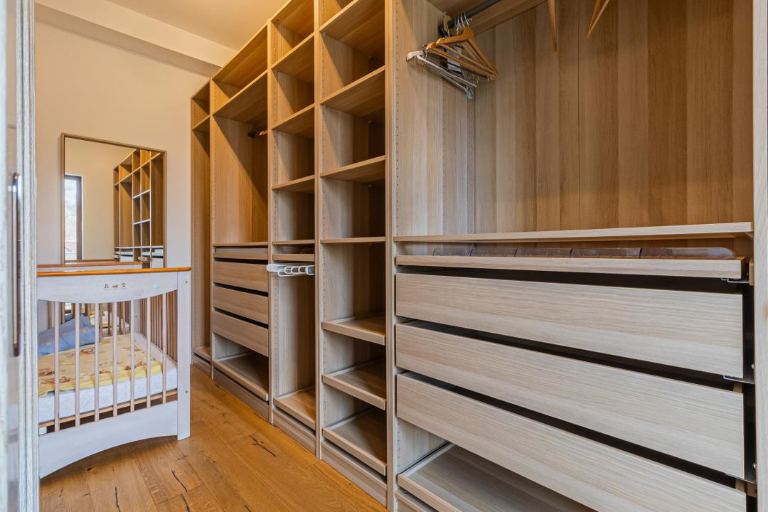 Vilă individuală mediteraneană - dotări premium - 5 camere - Brasov 